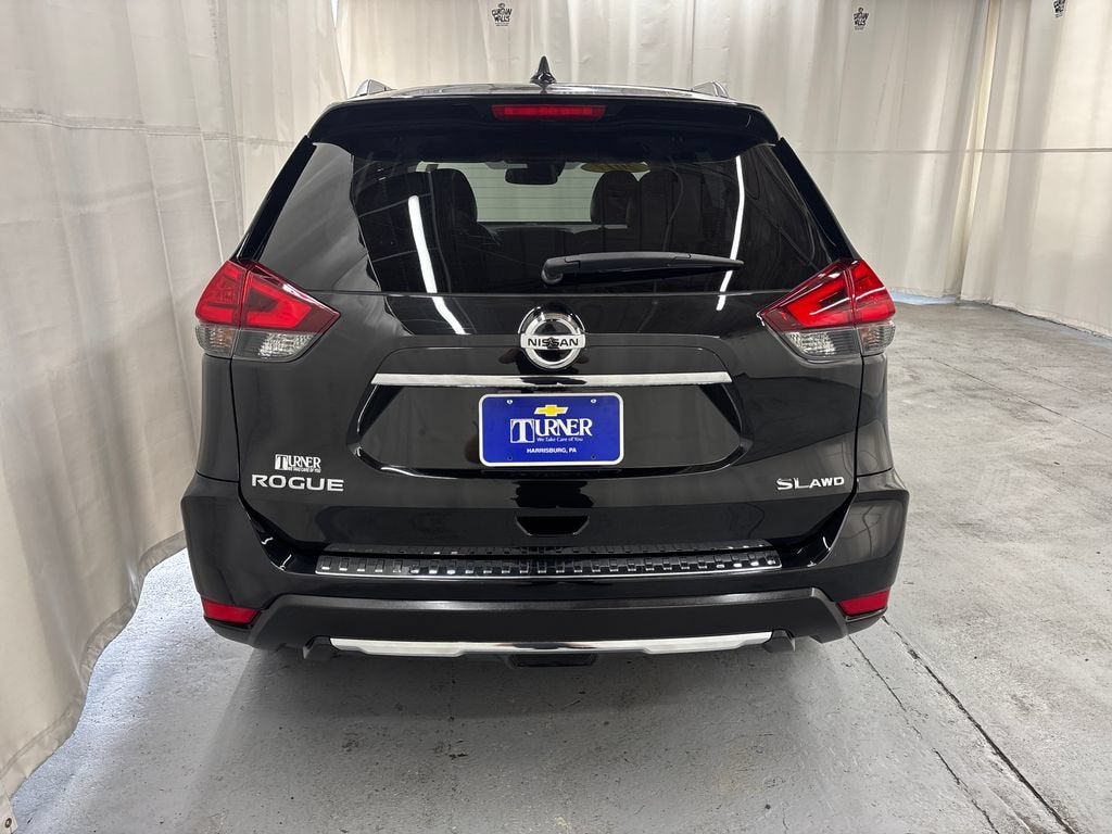2017 Nissan Rogue SL