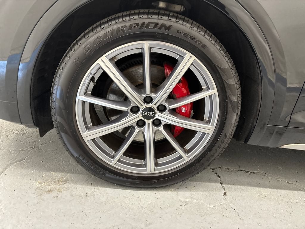 2022 Audi SQ5 Premium Plus